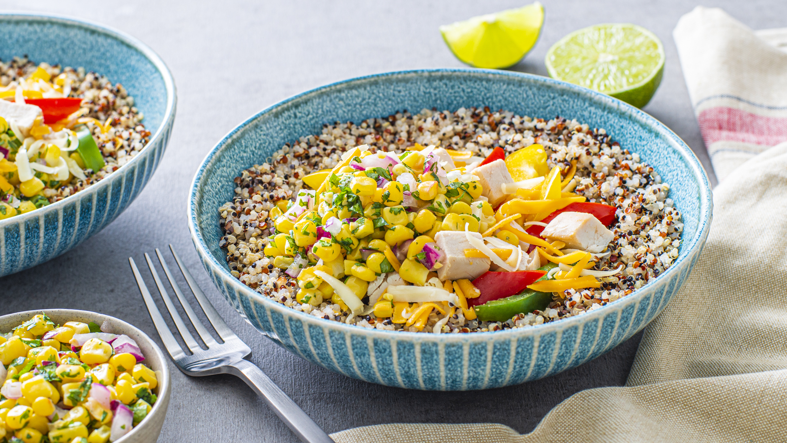 fajita-bowls-with-quinoa-and-vegetables